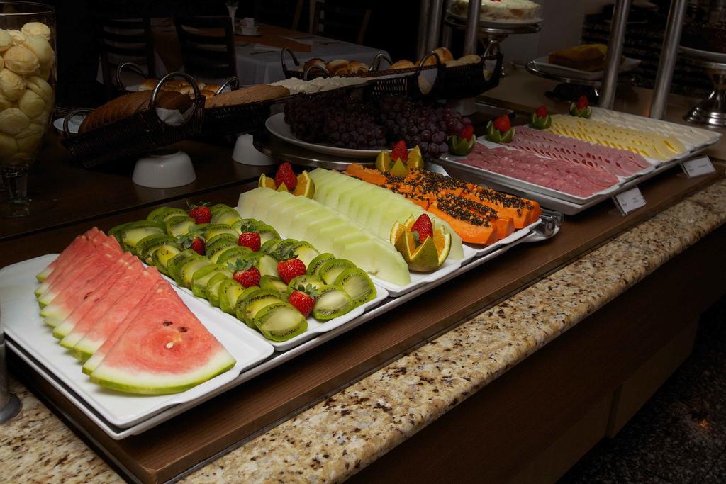 Hotel Bristol Metropolitan Curitiba Centro Zewnętrze zdjęcie
